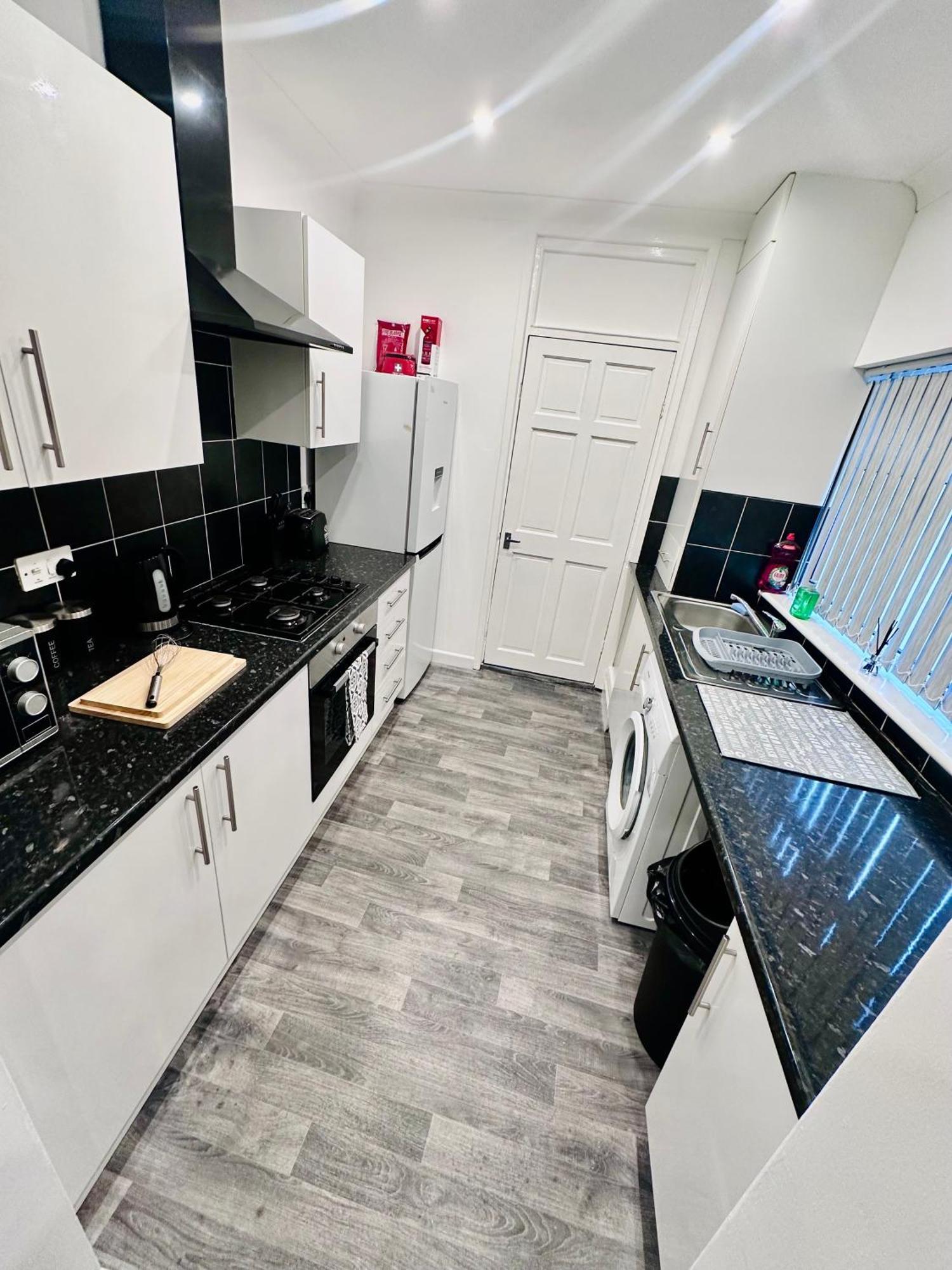 Gifford St Retreat 3Br Entire Home 米德尔斯伯勒 外观 照片