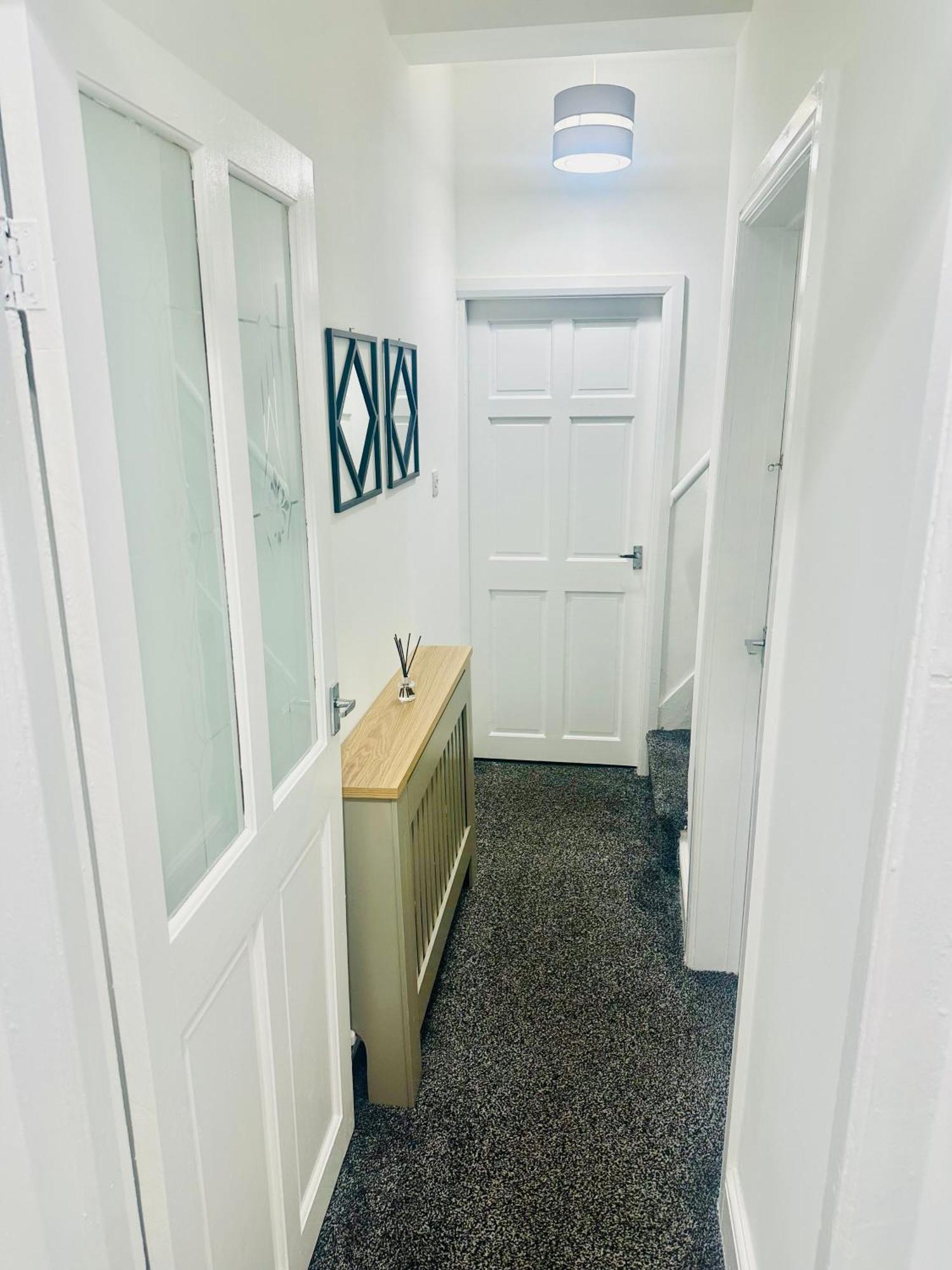 Gifford St Retreat 3Br Entire Home 米德尔斯伯勒 外观 照片